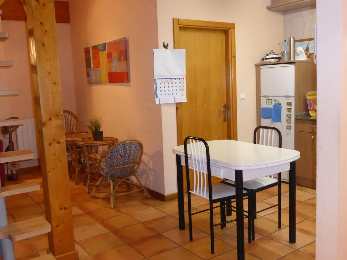 Una Casa Con Vistas En Pobes Exterior foto